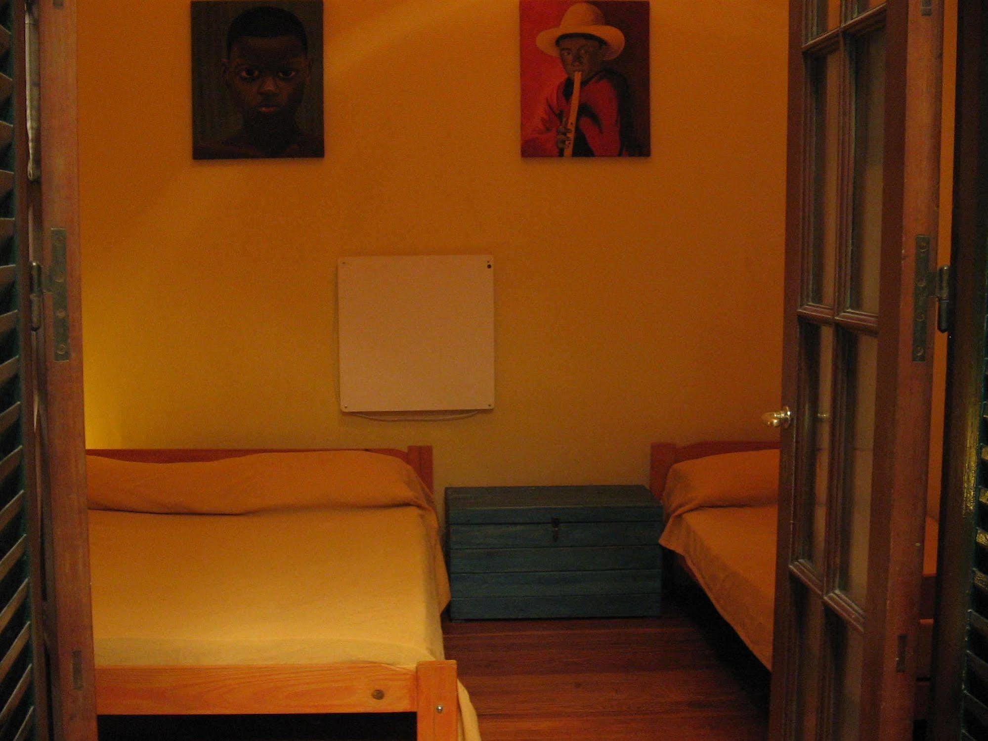 VI Luz Y Entre Hostel 布宜诺斯艾利斯 外观 照片